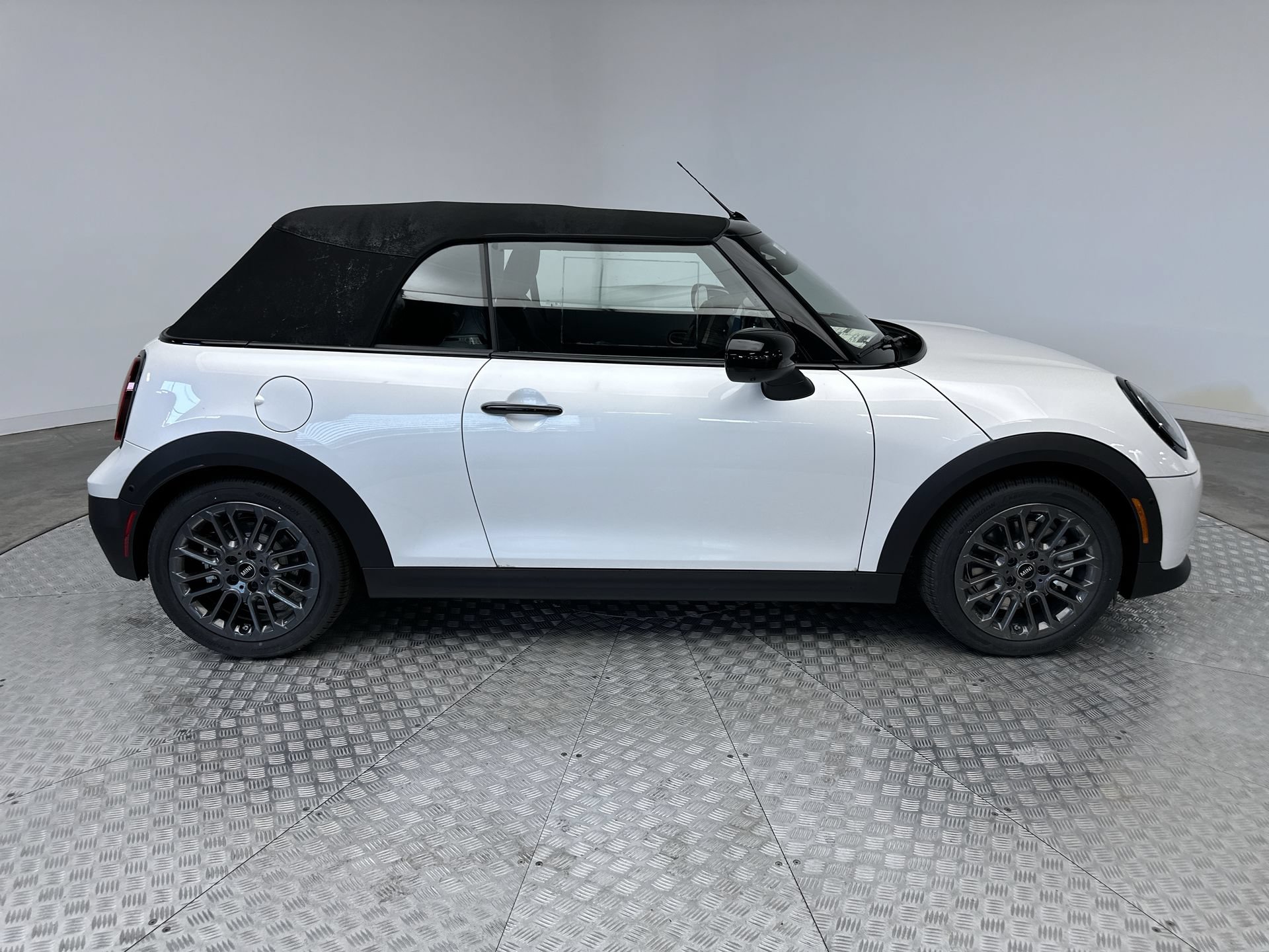 New 2026 MINI Cooper S FWD image 10