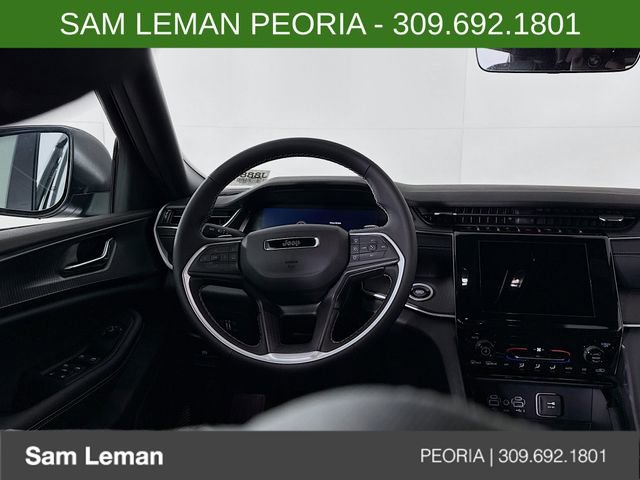 New 2025 Jeep Grand Cherokee Laredo X image 11