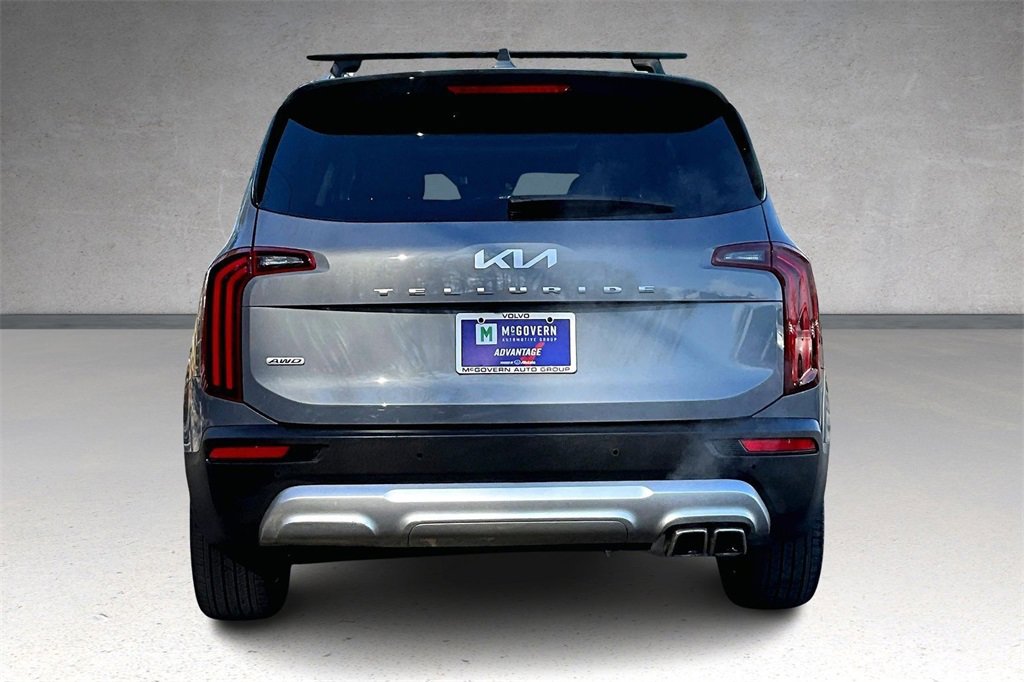 Used 2022 Kia Telluride EX w/ EX Premium Package image 5