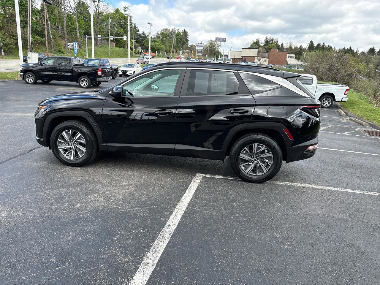 Used 2022 Hyundai Tucson Blue AWD/4WD image 9