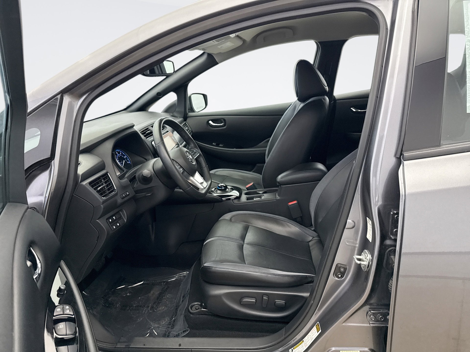 Used 2021 Nissan Leaf SL Plus image 11