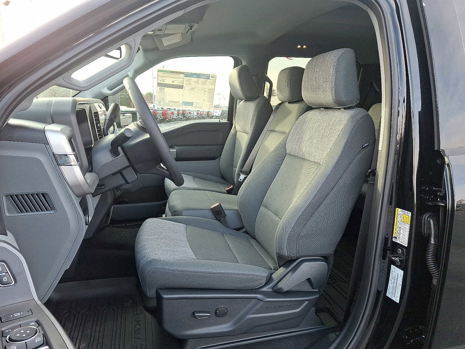 New 2026 Ford F350 XLT w/ XLT Premium Package image 11