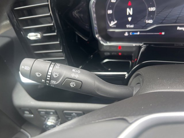 New 2025 GMC Sierra 2500 SLE image 32