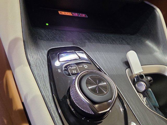 New 2026 Lexus RZ 450e AWD w/ Accessory Package (2T) image 20