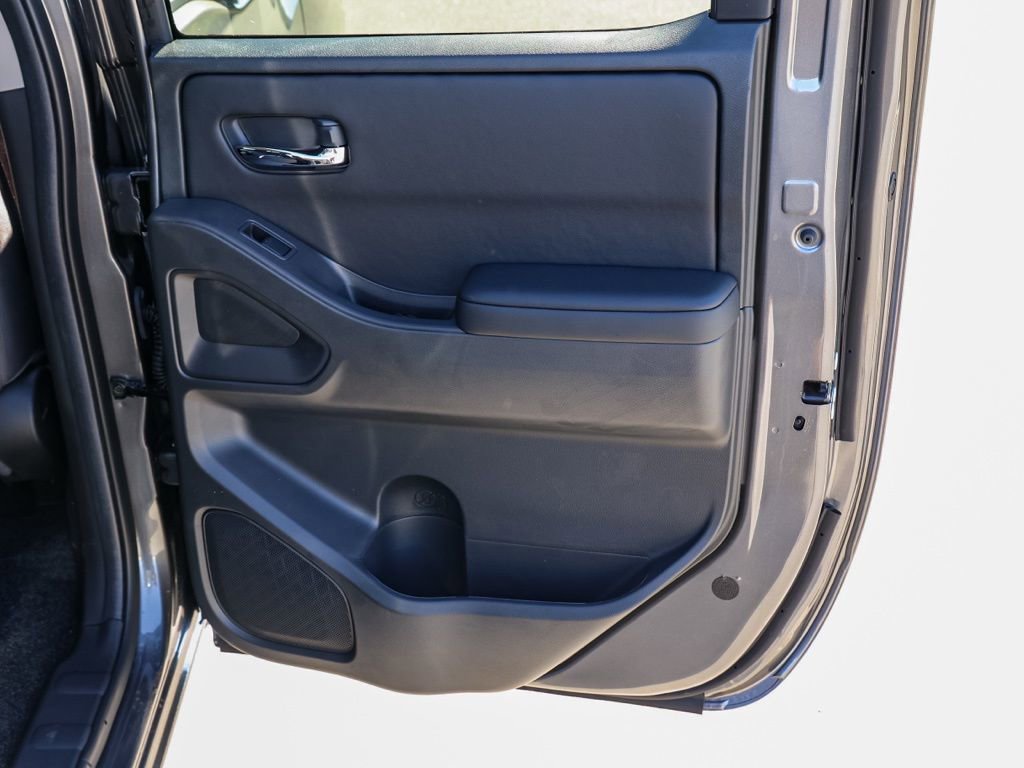 New 2026 Nissan Frontier SV image 18