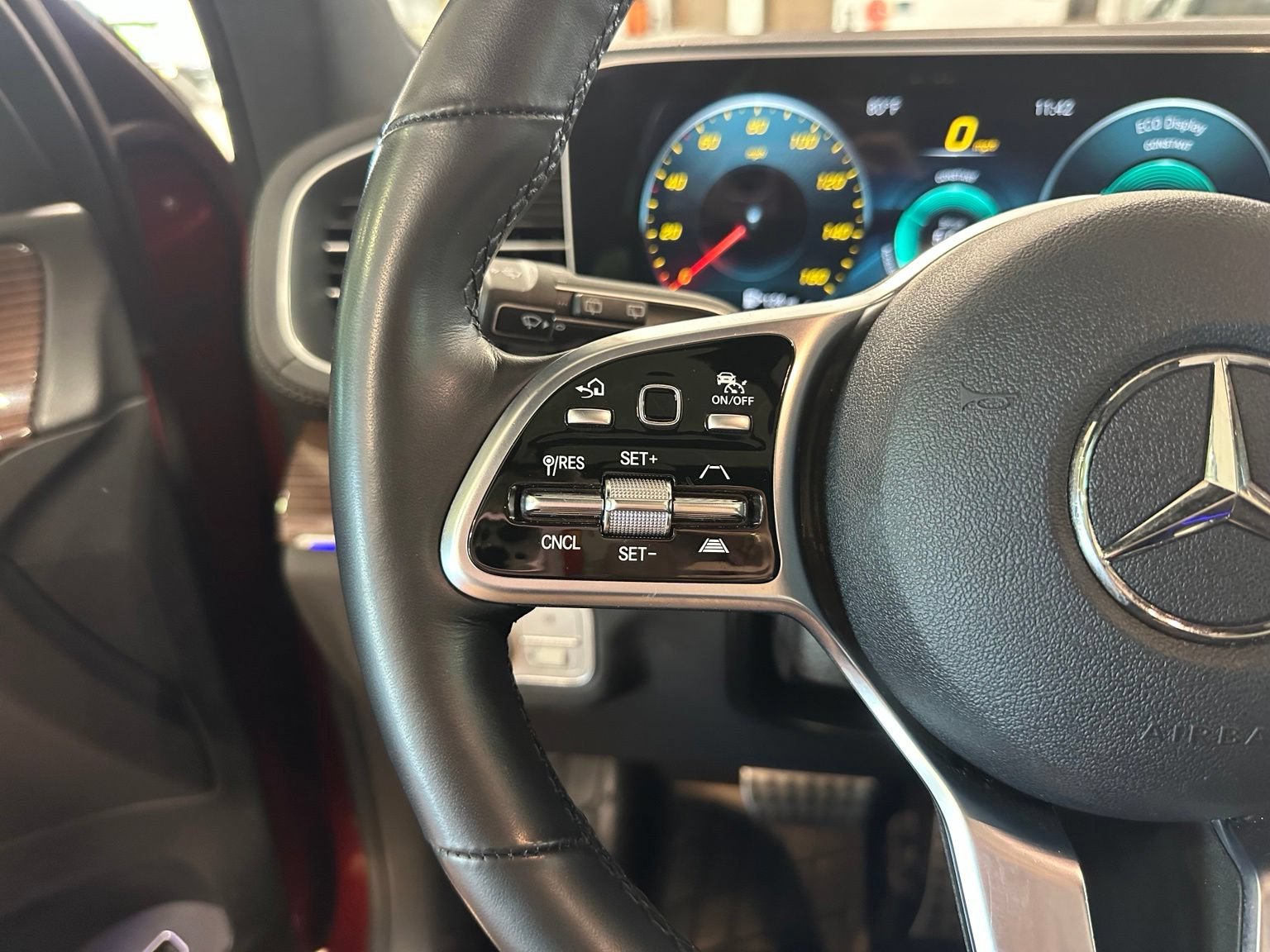 Used 2022 Mercedes-Benz GLS 450 4MATIC image 18