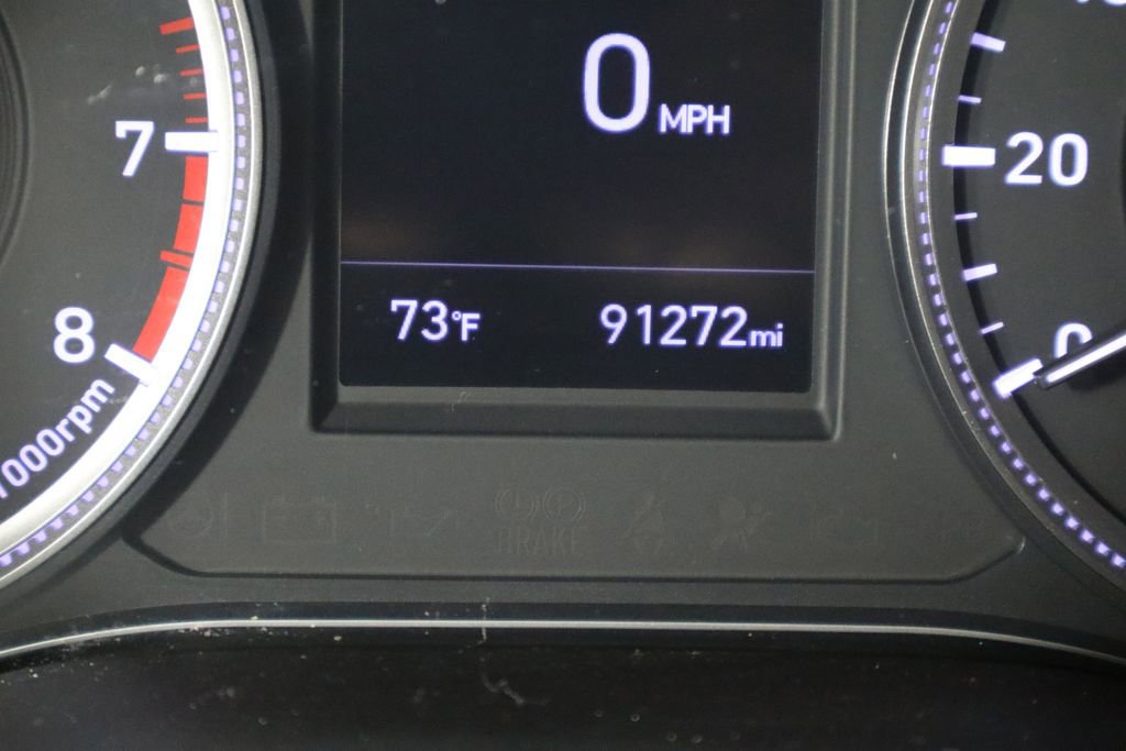 Used 2020 Hyundai Santa Fe SE image 33