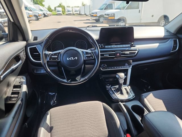 Used 2022 Kia Seltos S AWD/4WD image 33