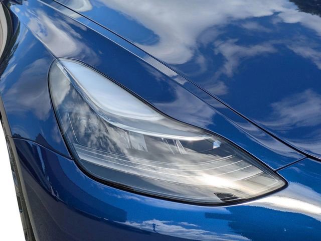 Used 2023 Tesla Model 3 Performance image 10