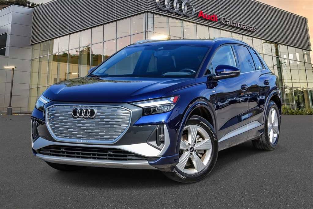 Used 2024 Audi Q4 e-tron Premium Plus image 1