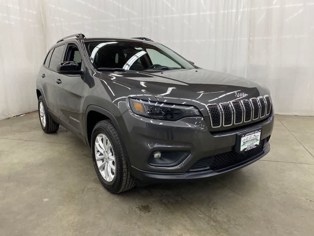 Used 2022 Jeep Cherokee Latitude Lux w/ Mopar Interior Package AWD/4WD image 8