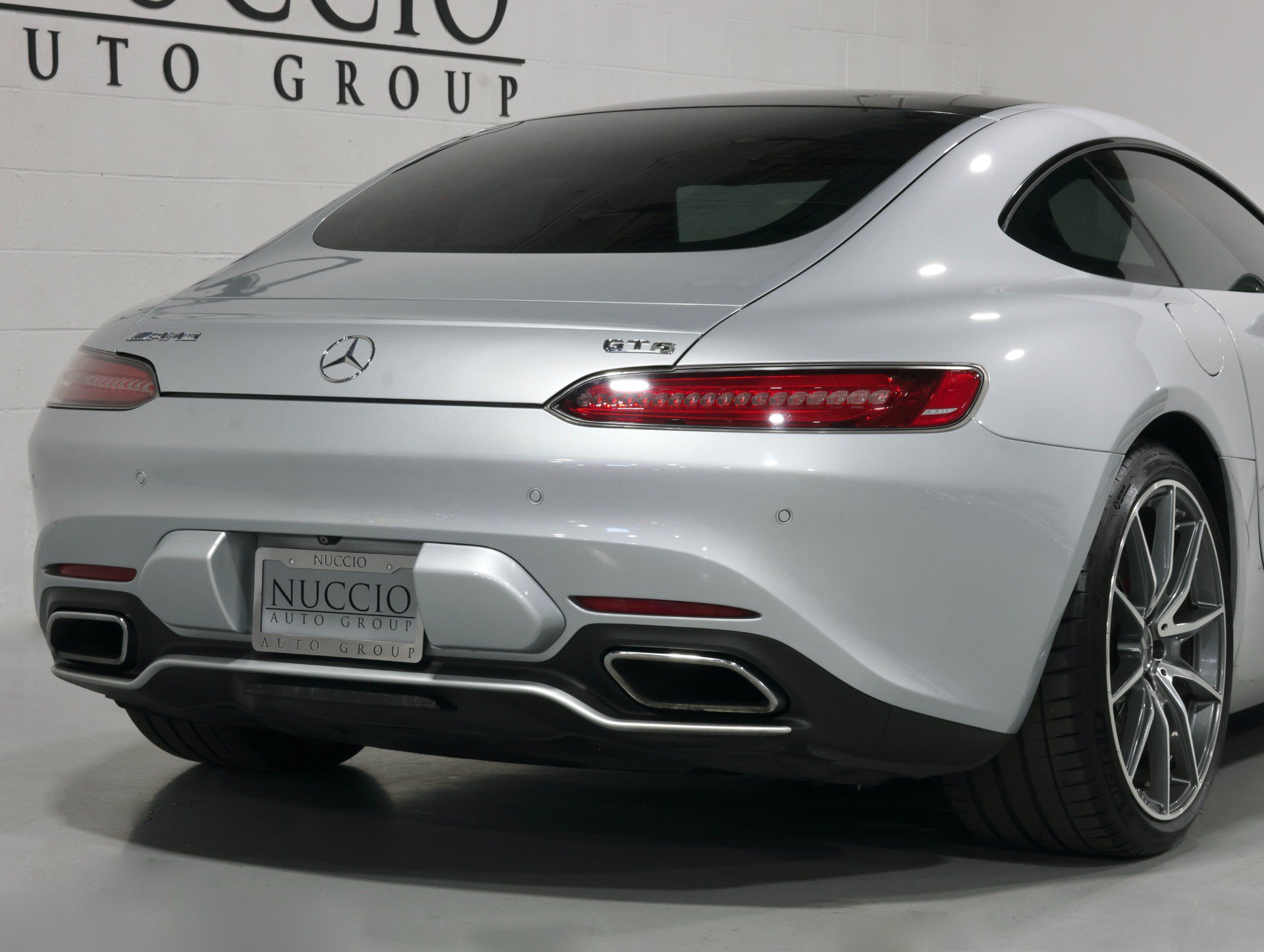 Used 2016 Mercedes-Benz AMG GT S image 39