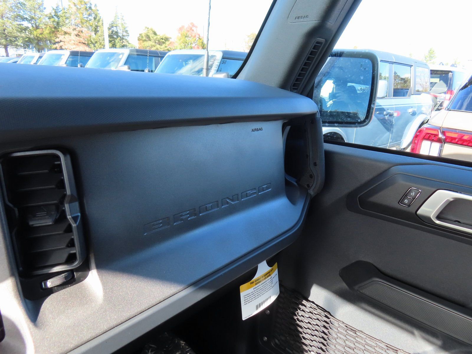 New 2025 Ford Bronco Big Bend image 11