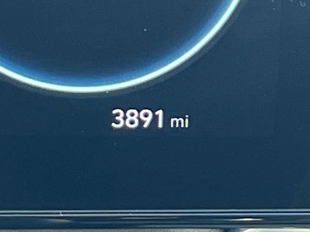 Certified 2025 Hyundai Elantra Limited image 27