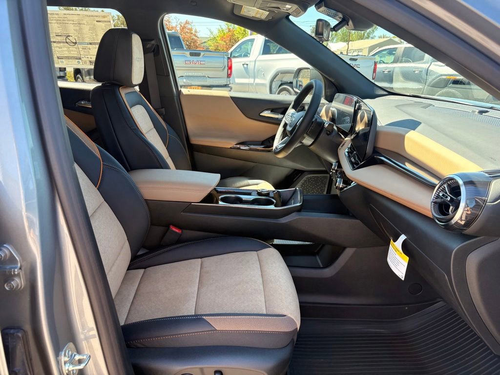 New 2026 Chevrolet Equinox ACTIV AWD/4WD image 8