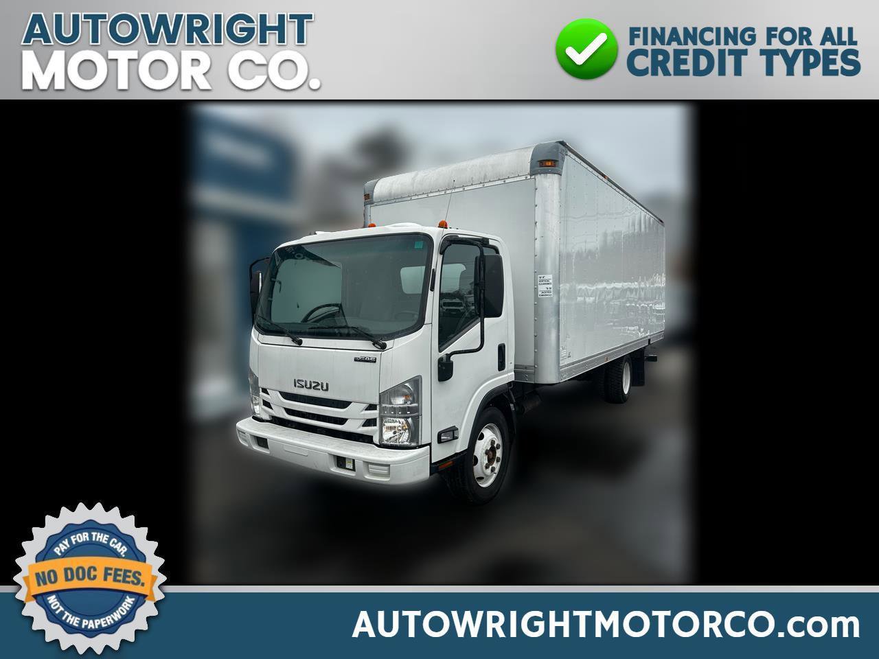 Used 2019 Isuzu NPR image 1