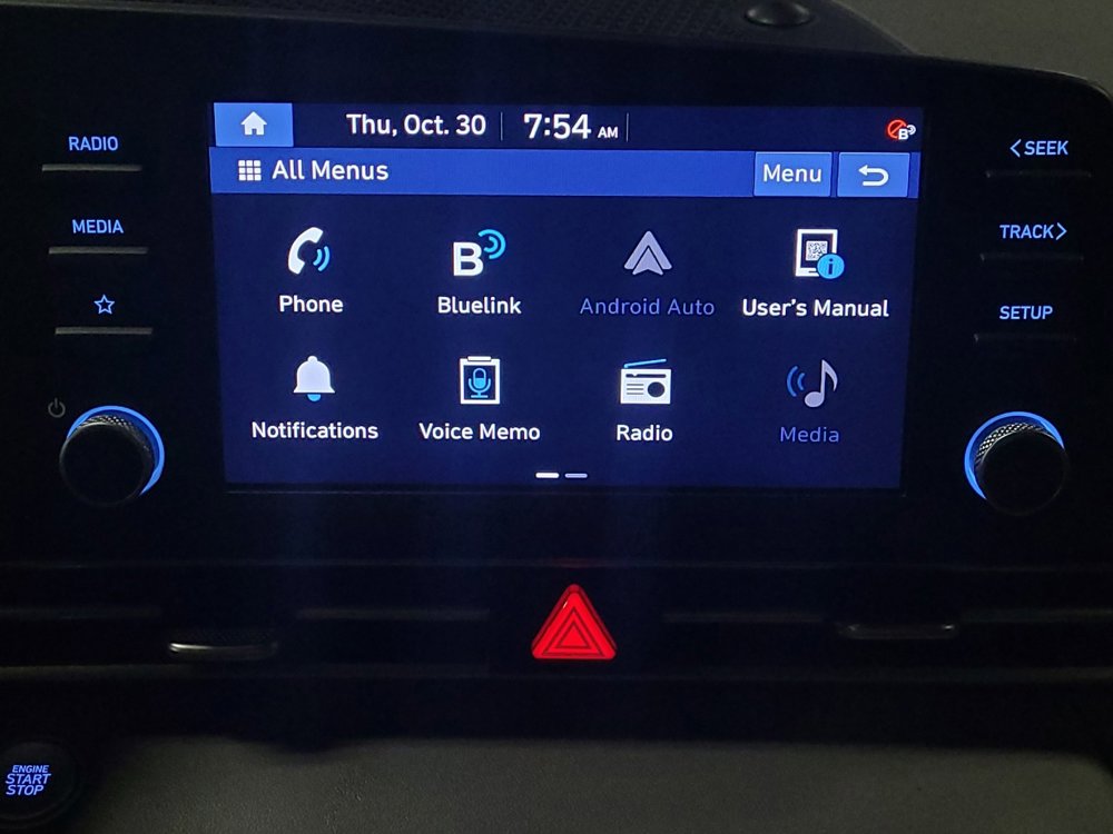 Used 2023 Hyundai Elantra SEL image 25