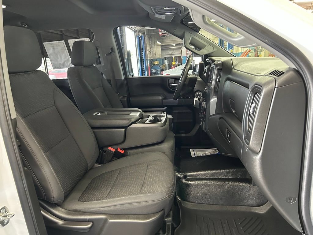 Used 2022 Chevrolet Silverado 3500 W/T w/ WT Convenience Package AWD/4WD image 33