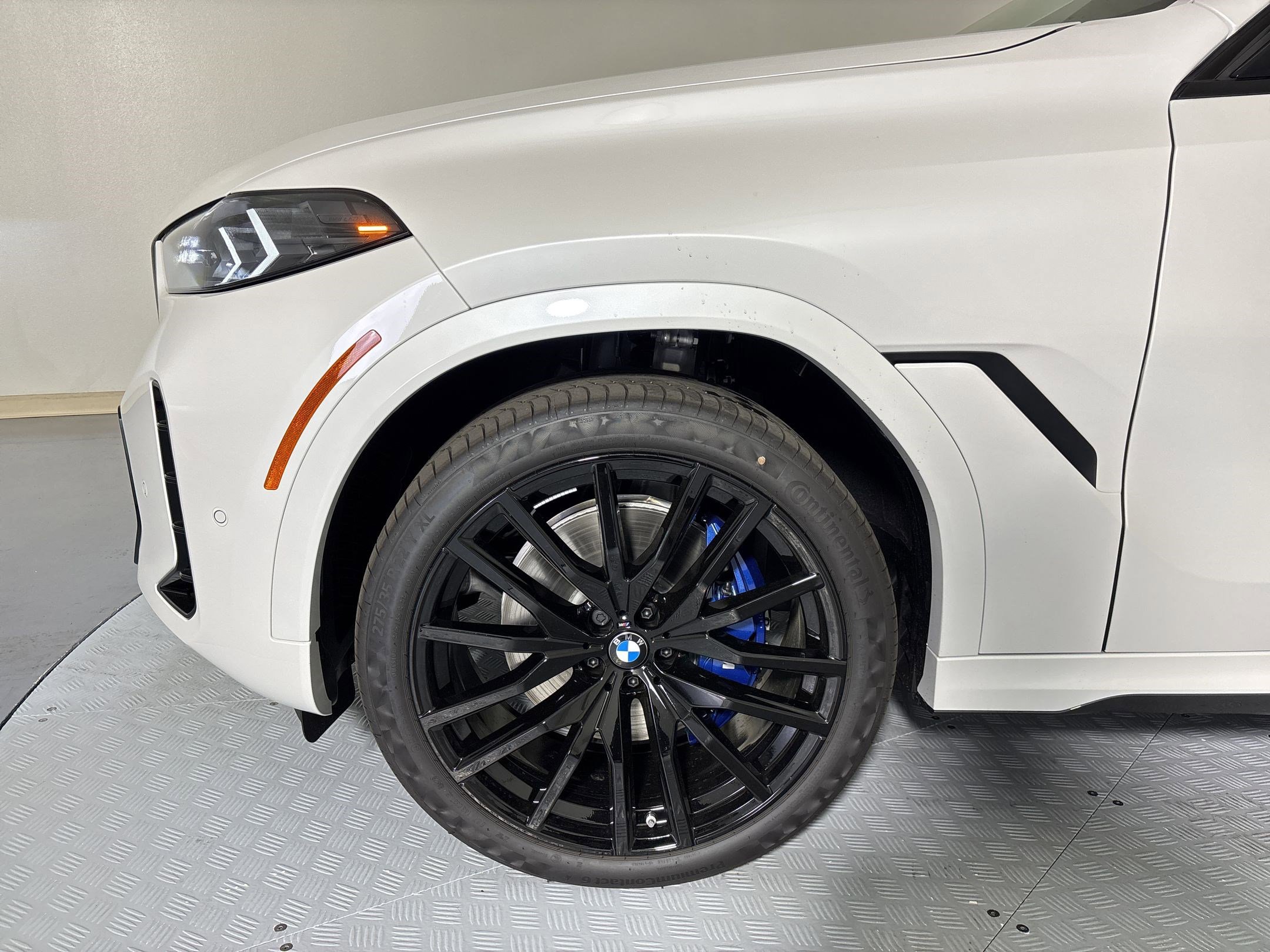 New 2026 BMW X6 xDrive40i AWD/4WD image 11