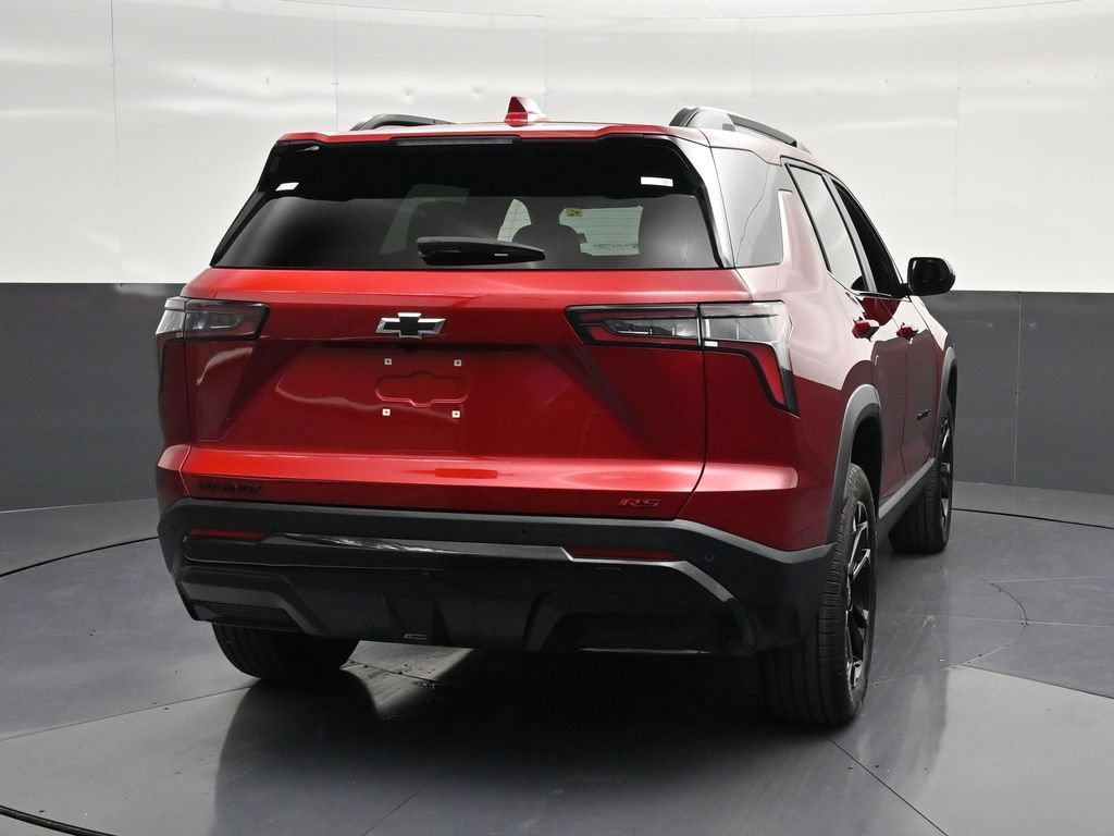 Used 2026 Chevrolet Equinox RS FWD image 2