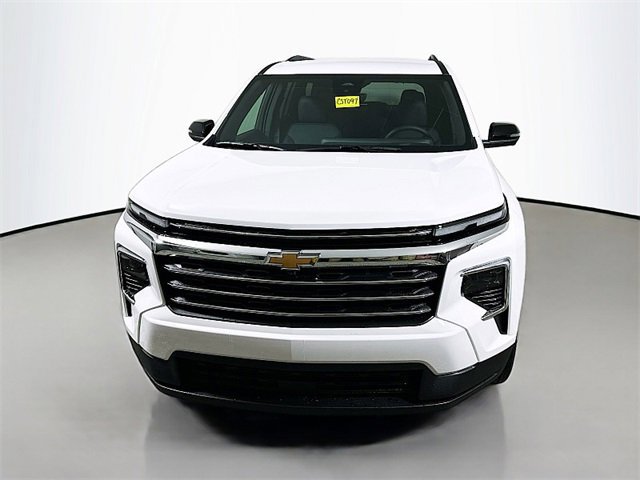 New 2026 Chevrolet Traverse LT w/ Driver Confidence Package image 2