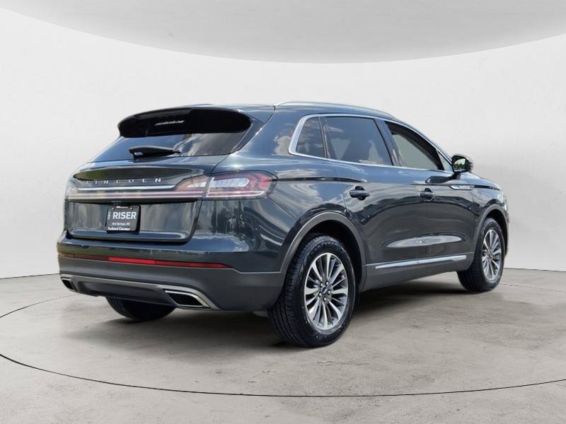 Used 2022 Lincoln Nautilus Reserve w/ Luxury Package FWD image 3
