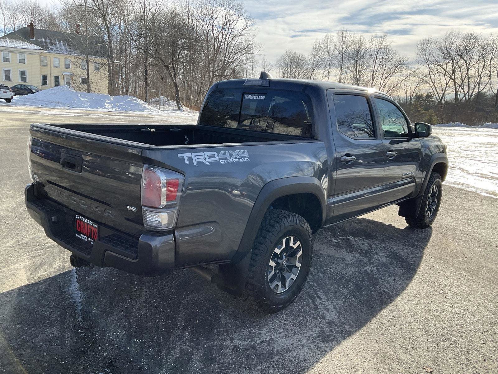 Used 2021 Toyota Tacoma TRD Off-Road w/ Technology Package image 3