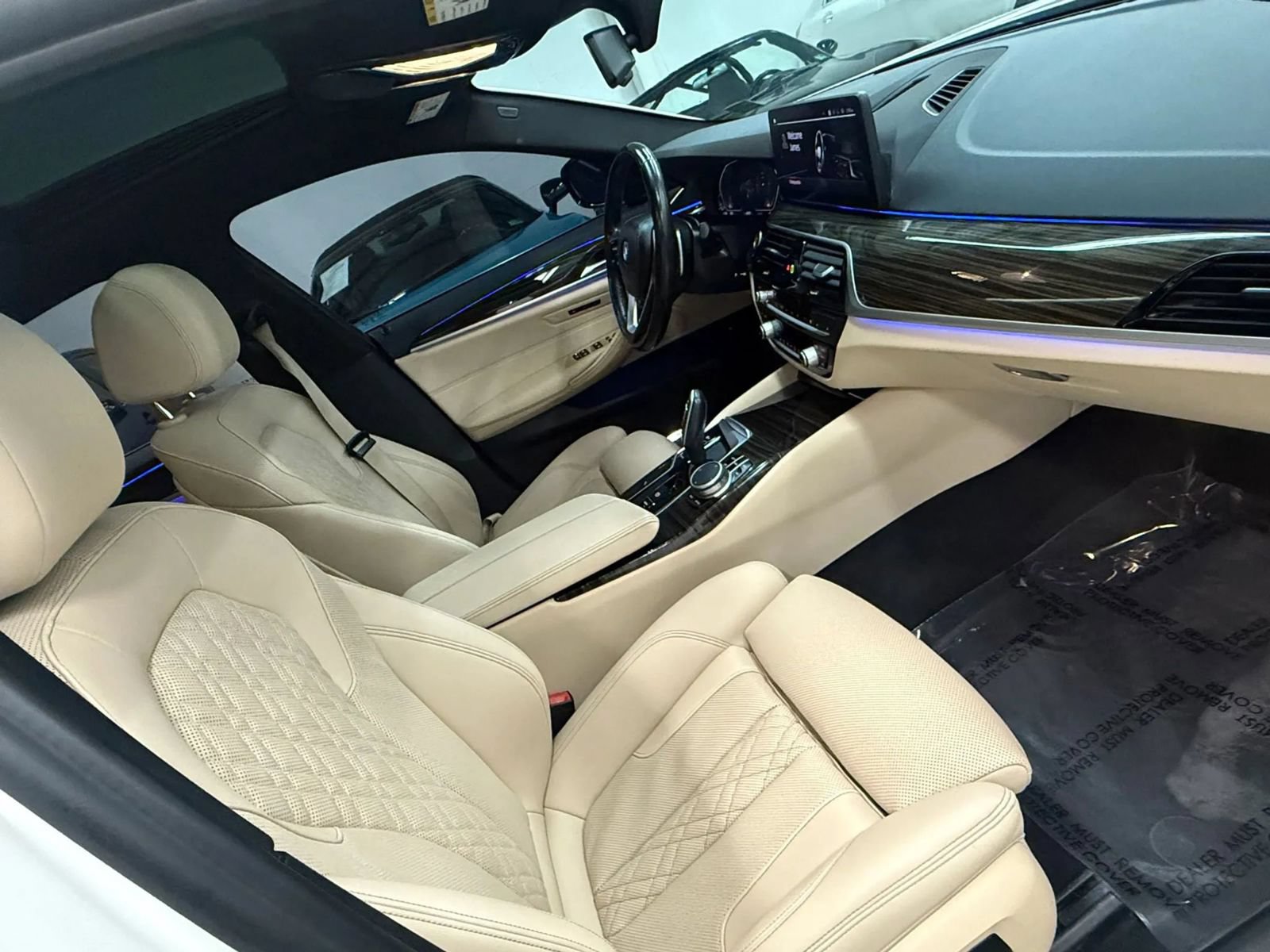 Used 2021 BMW 530i w/ Convenience Package RWD image 23