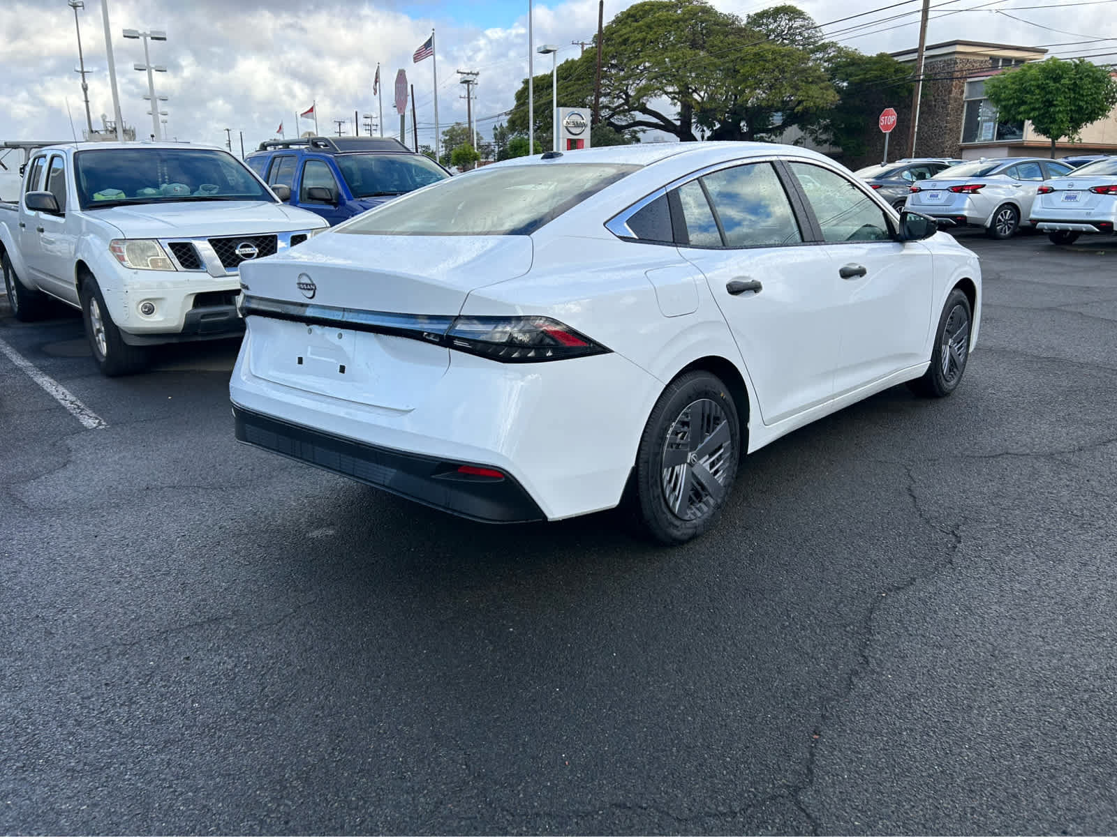 New 2026 Nissan Sentra S w/ Floor Mat Package FWD image 3