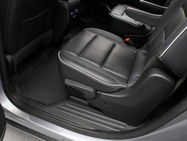 Certified 2025 Buick Enclave Avenir w/ Super Cruise Package image 26