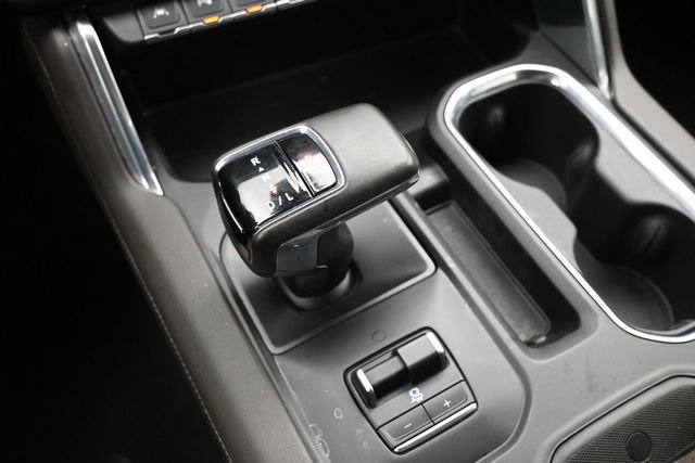 Used 2023 GMC Sierra 1500 Denali w/ Technology Package AWD/4WD image 9