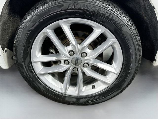 Used 2023 Dodge Durango GT image 33