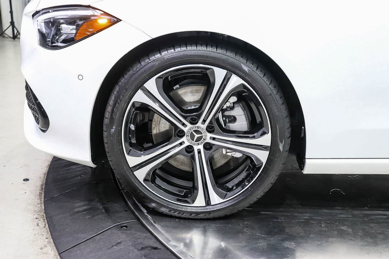 Certified 2024 Mercedes-Benz C 300 Sedan image 9