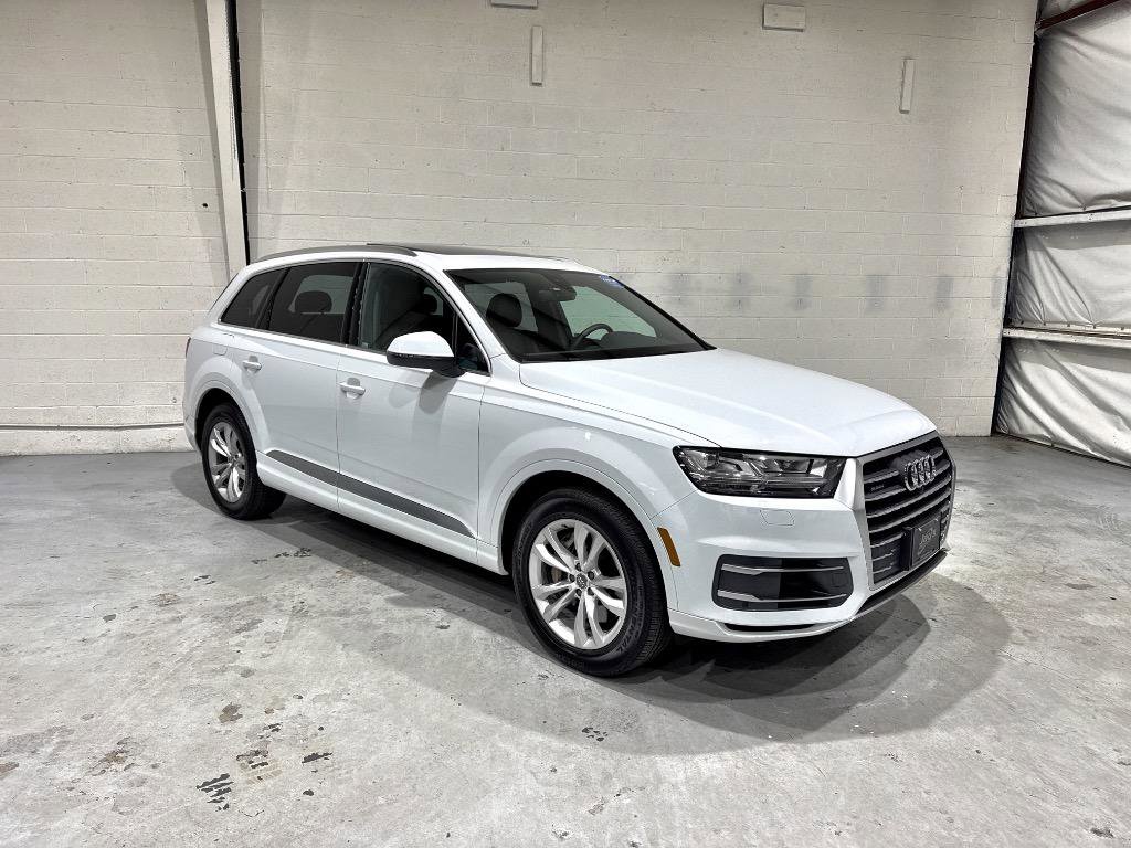 Used 2018 Audi Q7 3.0T Premium Plus w/ Premium Plus Package image 3