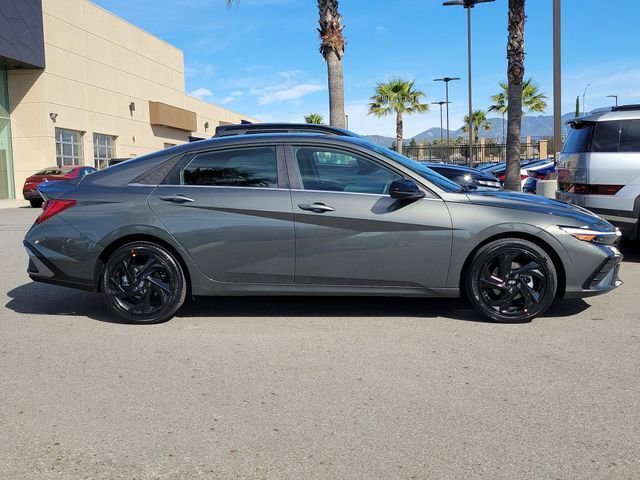 New 2026 Hyundai Elantra SEL Sport Premium image 24