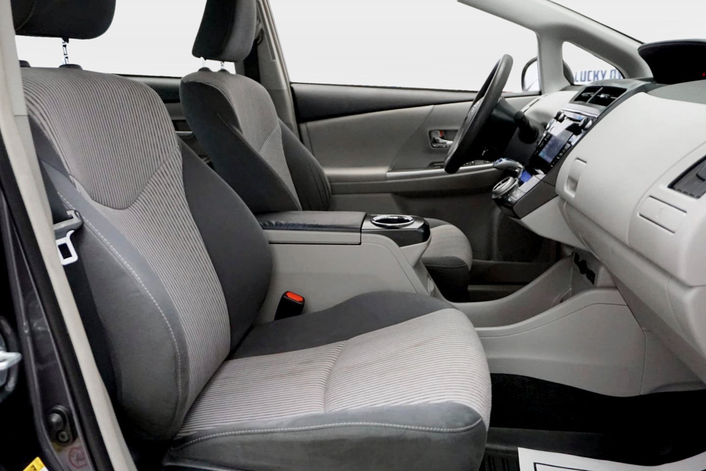 Used 2017 Toyota Prius V Two FWD image 20