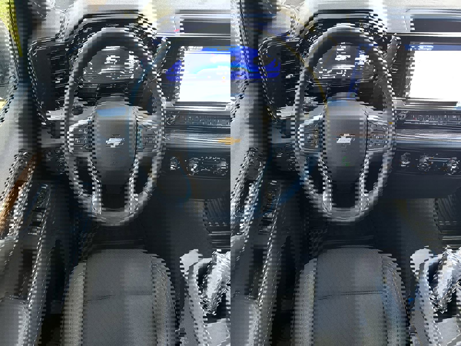 Used 2023 Chevrolet Silverado 1500 LT image 28