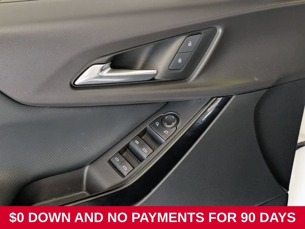 Used 2025 Chevrolet Equinox LT FWD image 11