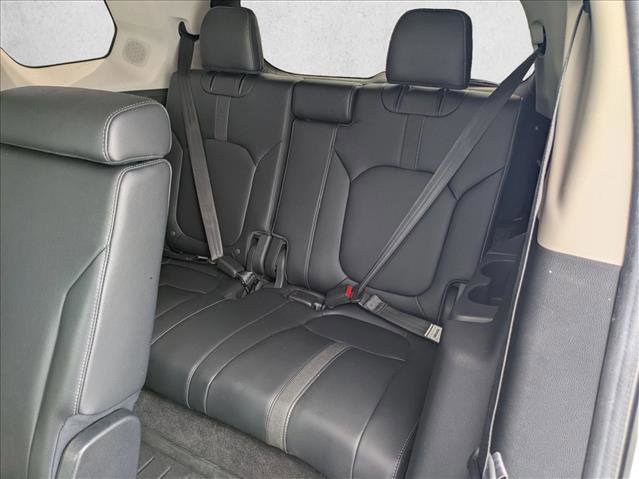 Used 2024 Honda Pilot Touring image 20