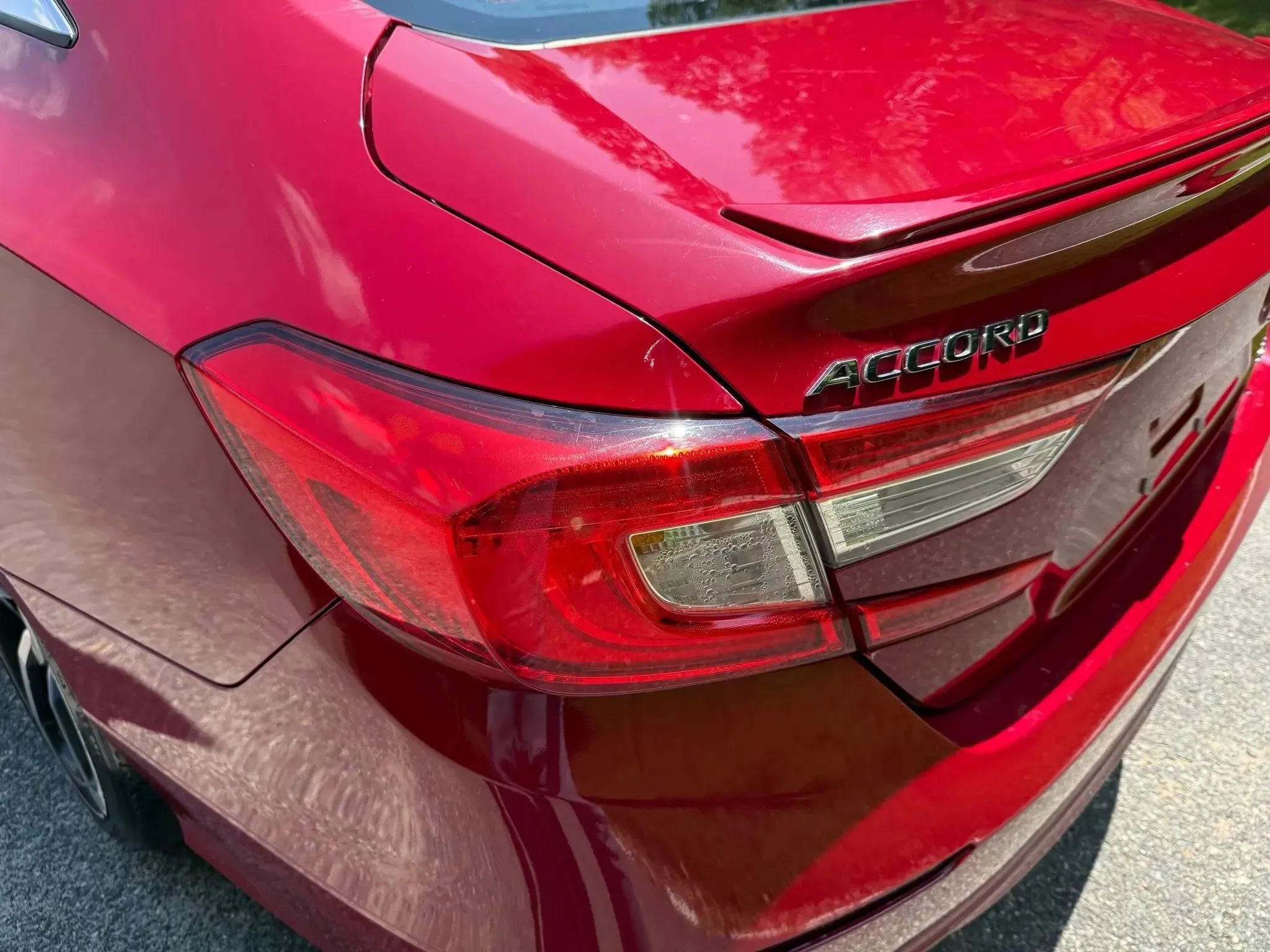 Used 2018 Honda Accord Sport image 11