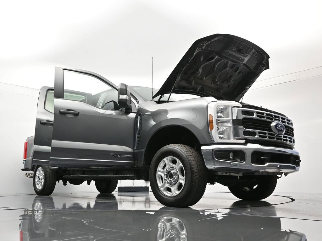 Certified 2025 Ford F250 XLT image 49