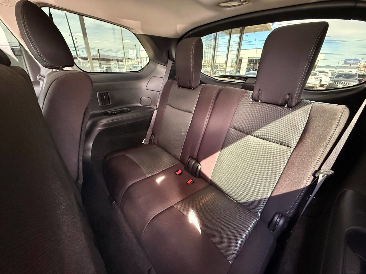Used 2020 Nissan Pathfinder S AWD/4WD image 7