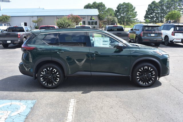 New 2026 Nissan Rogue Dark Armor FWD image 4