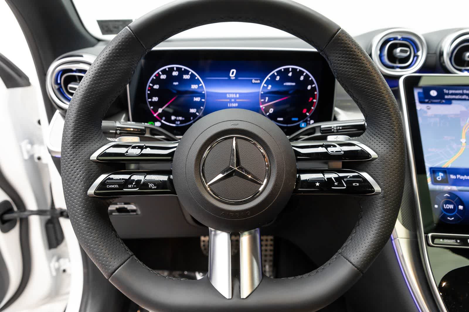 Used 2026 Mercedes-Benz GLC 300 4MATIC image 19