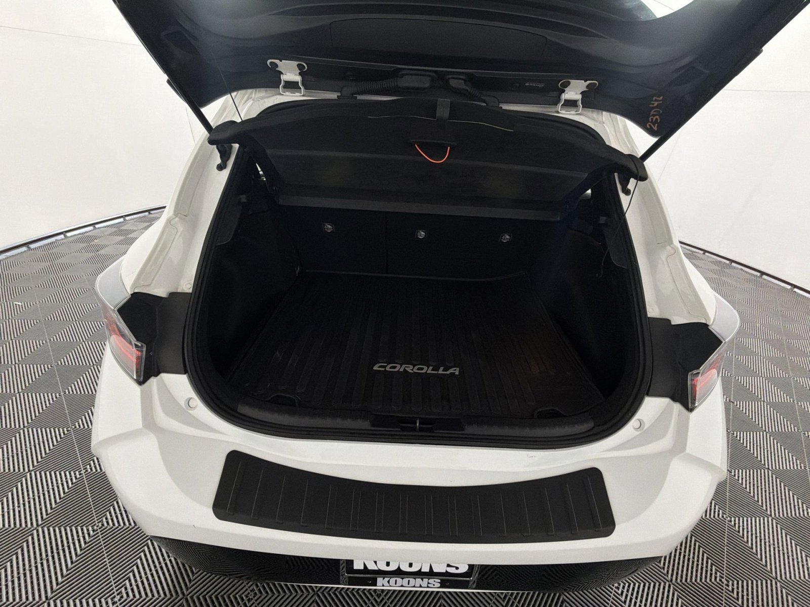 Used 2022 Toyota Corolla SE image 24