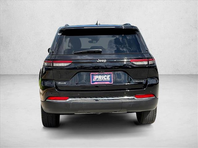 Used 2022 Jeep Grand Cherokee Limited AWD/4WD image 4