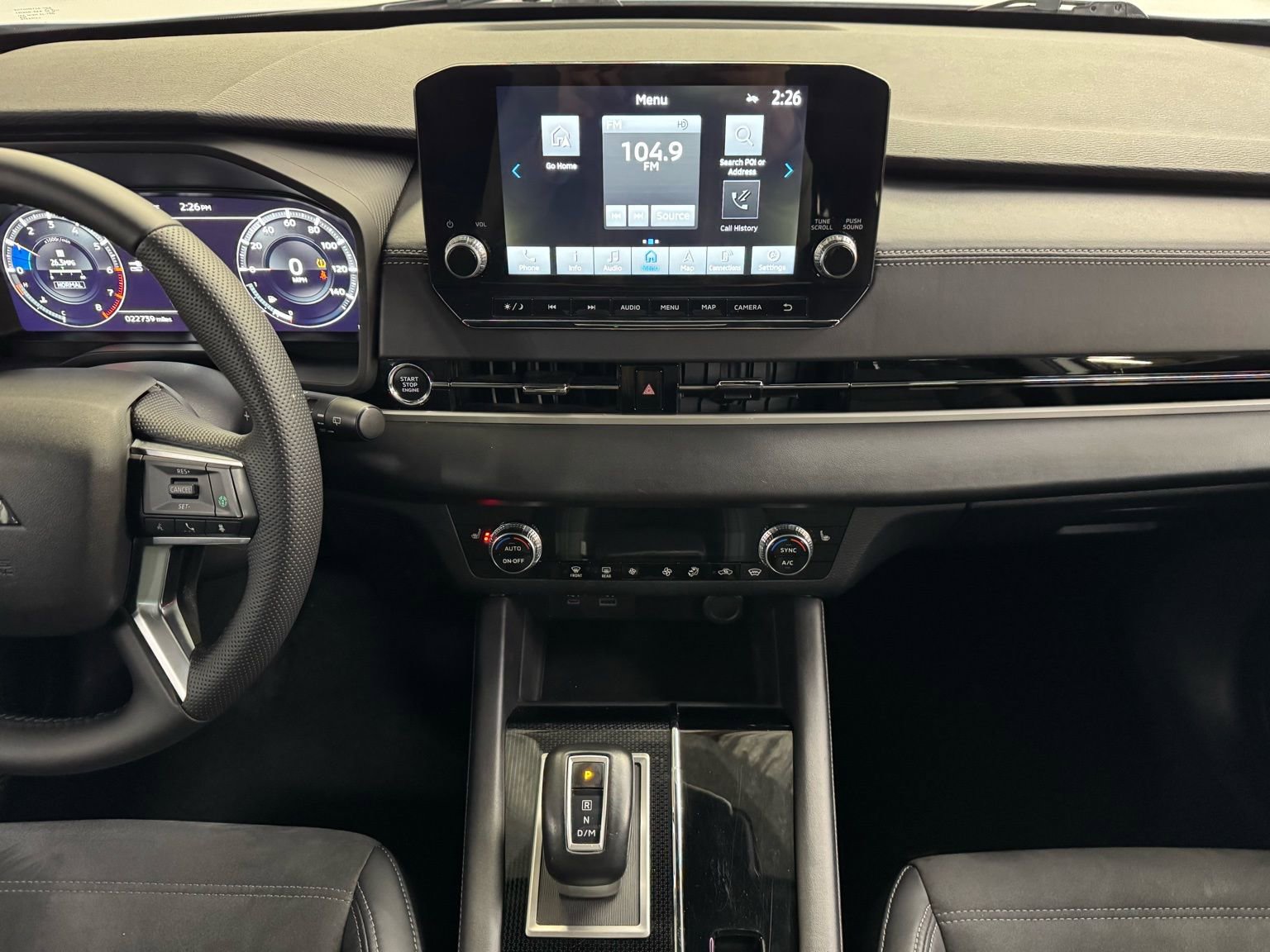 Used 2023 Mitsubishi Outlander SE Black Edition image 15