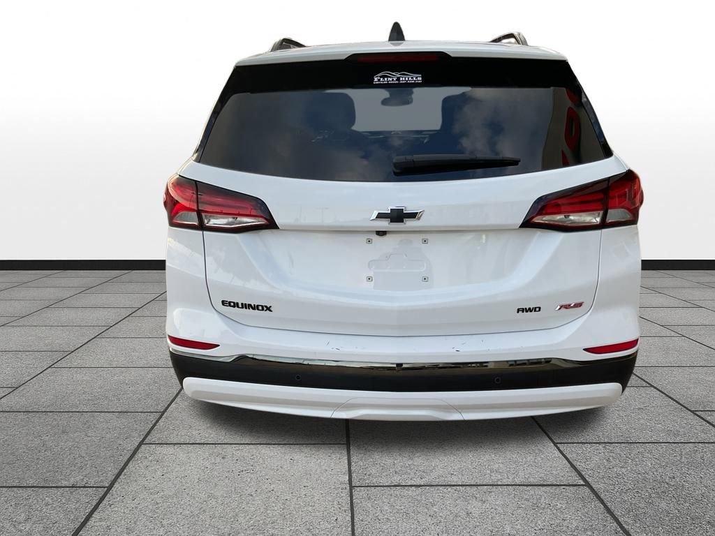 Used 2022 Chevrolet Equinox RS w/ RS Leather Package image 4