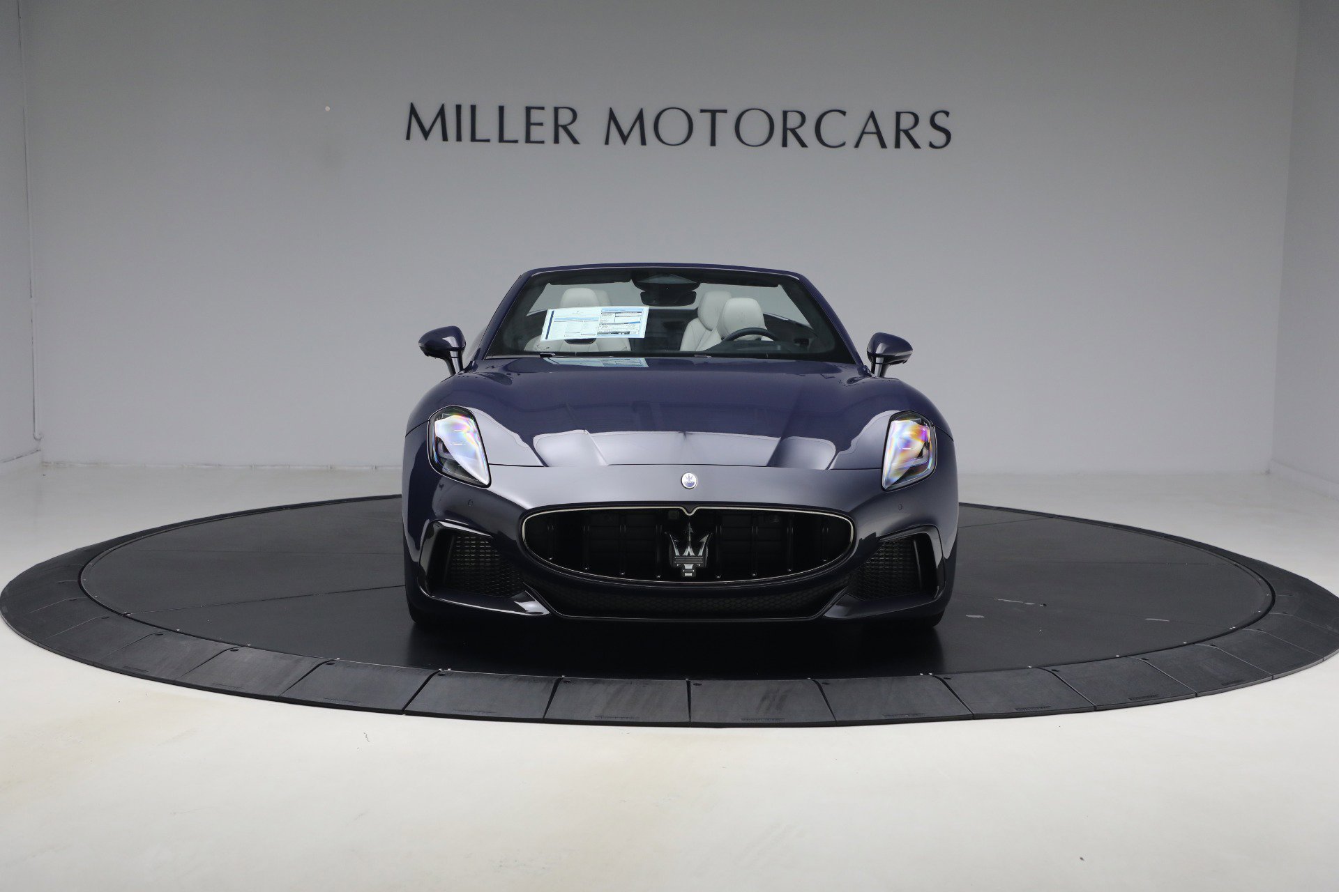 New 2026 Maserati GranCabrio Trofeo AWD/4WD image 12
