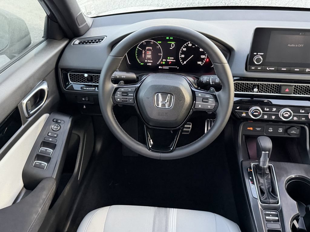 Used 2025 Honda Civic Sport image 14